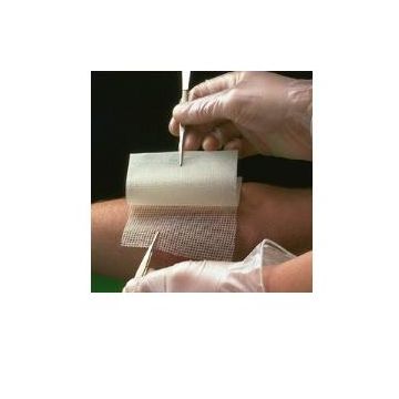 Garza medicata bactigras con clorexidina acetato 0,5% 10x10cm 10 pezzi